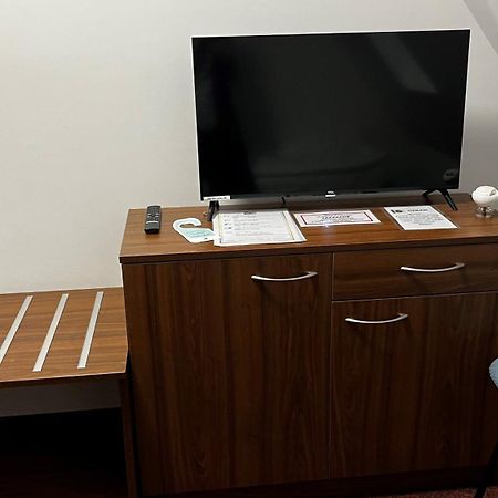 Penzion Sessler *** トルナヴァ エクステリア 写真